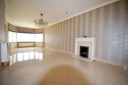 Vaughan Avenue, London, Image 2