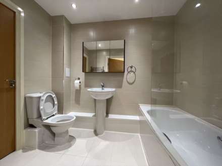 Charcot Road, London, Image 5