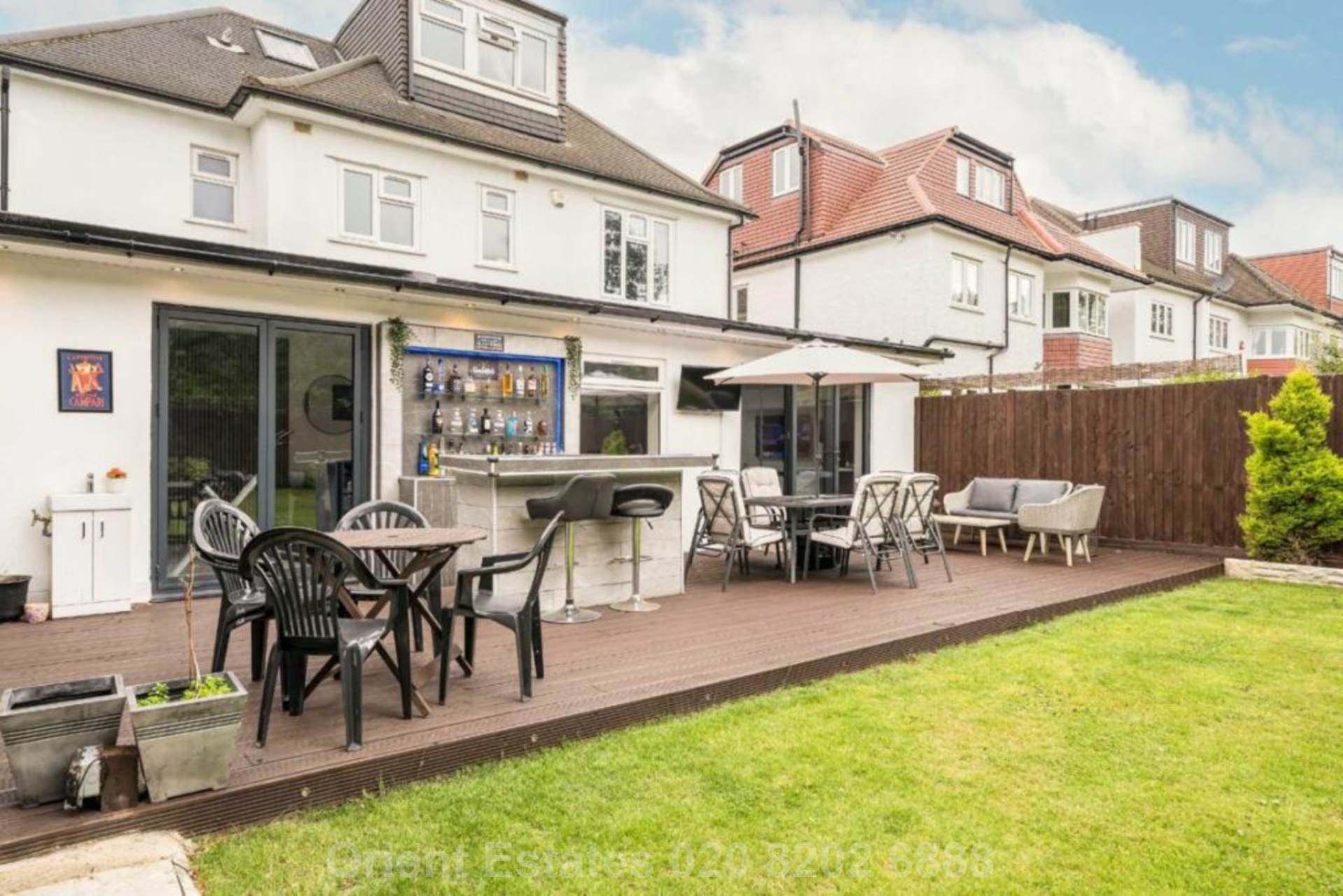 Cheyne Walk, London, Image 12