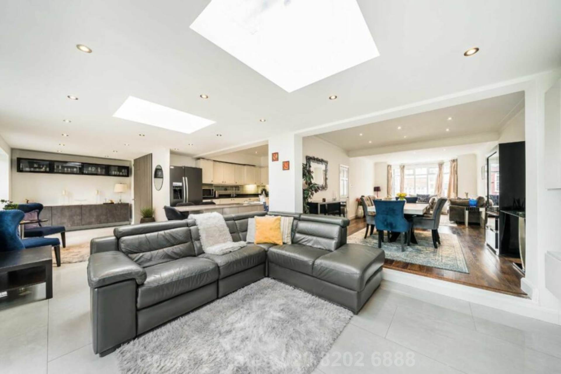 Cheyne Walk, London, Image 4