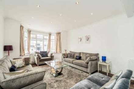 Cheyne Walk, London, Image 2