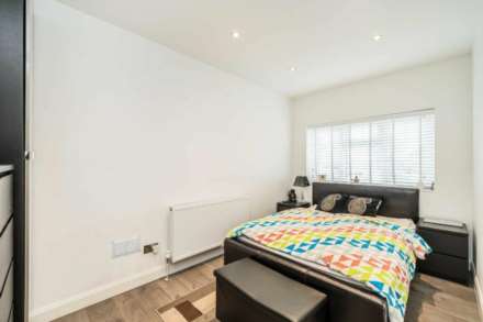 Cheyne Walk, London, Image 9