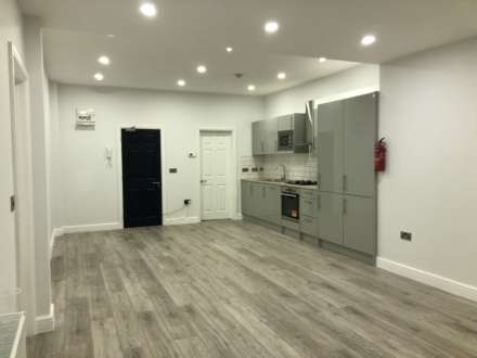 Rodborough Road, Golders Green, Image 1