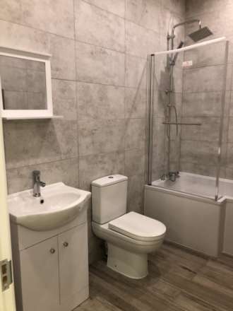 Rodborough Road, Golders Green, Image 4