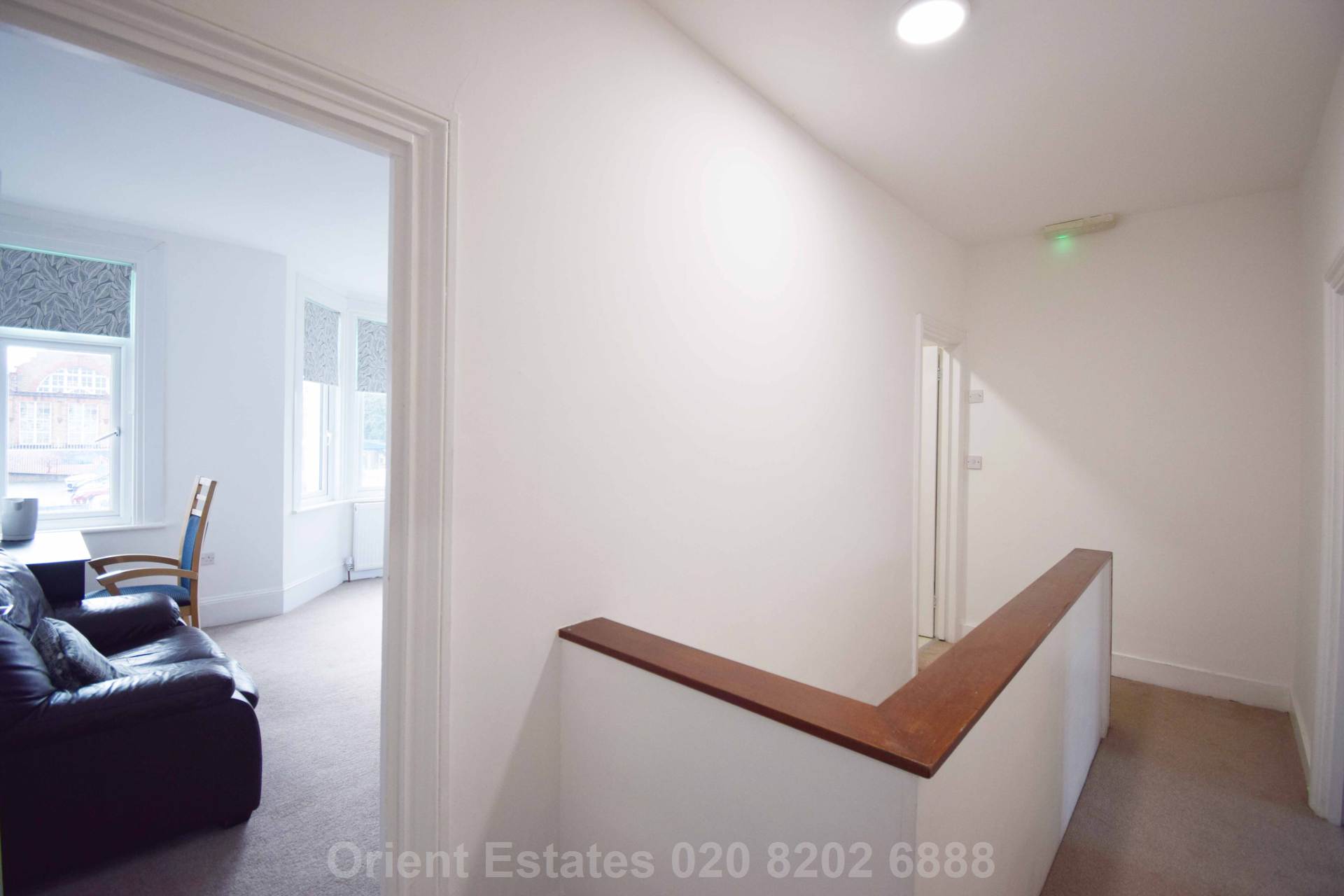 Montagu Road, London, Image 11