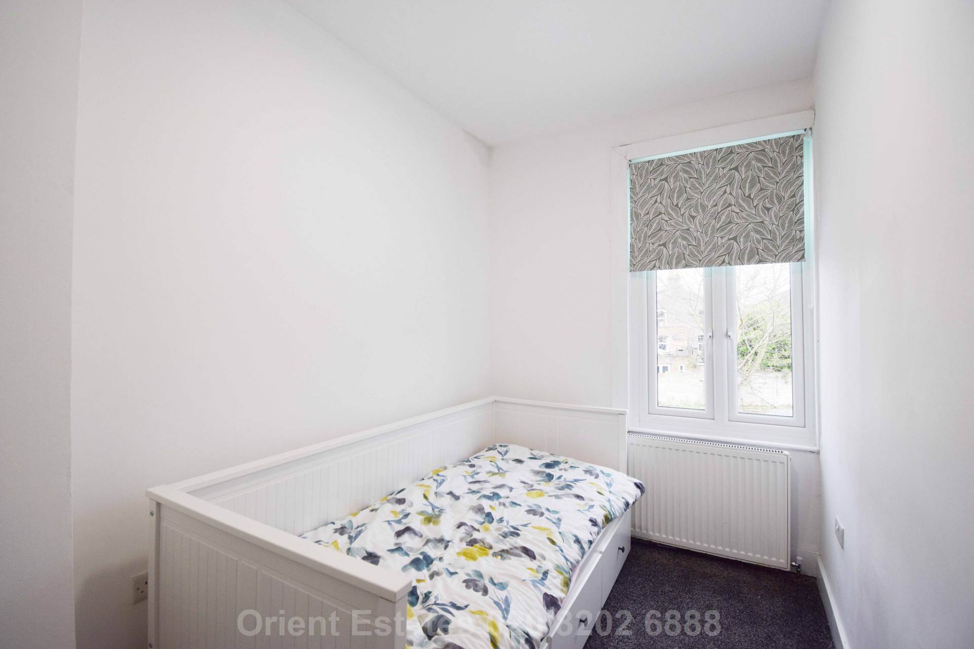 Montagu Road, London, Image 9