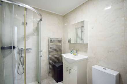 Montagu Road, London, Image 5