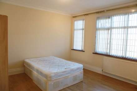 Wykeham Road, Hendon, Image 6