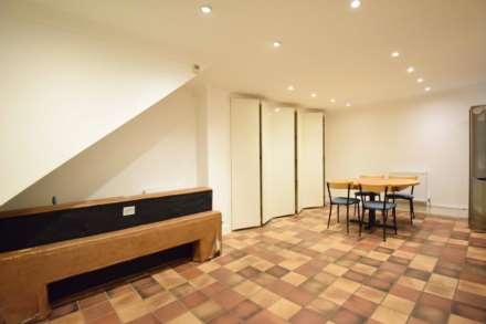 Victoria Mews, Kilburn, Image 3