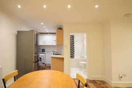 Victoria Mews, Kilburn, Image 4