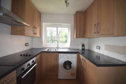 Wheatley Close, London, Image 3