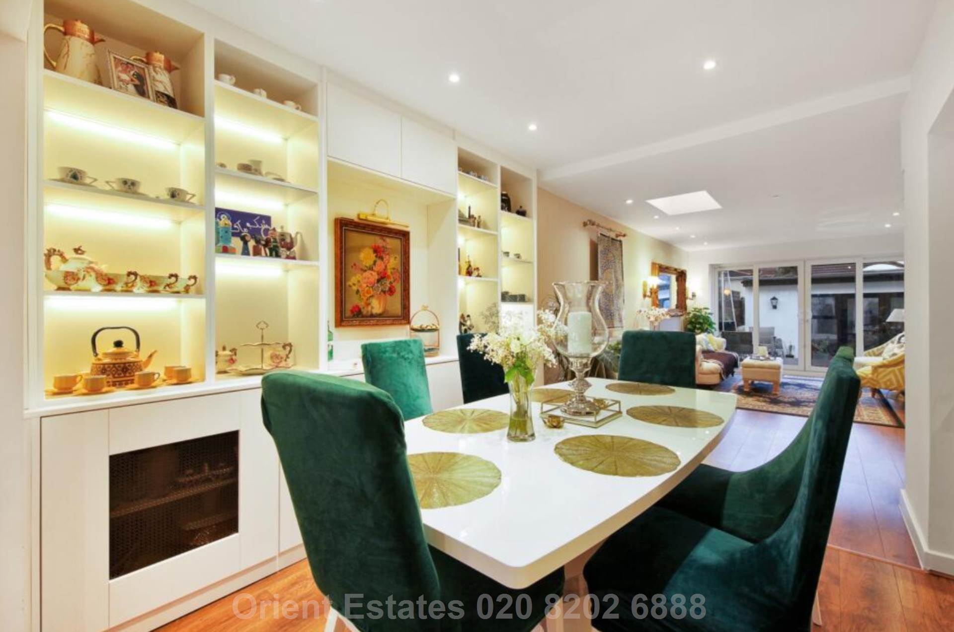 Layfield Crescent, London, Image 3