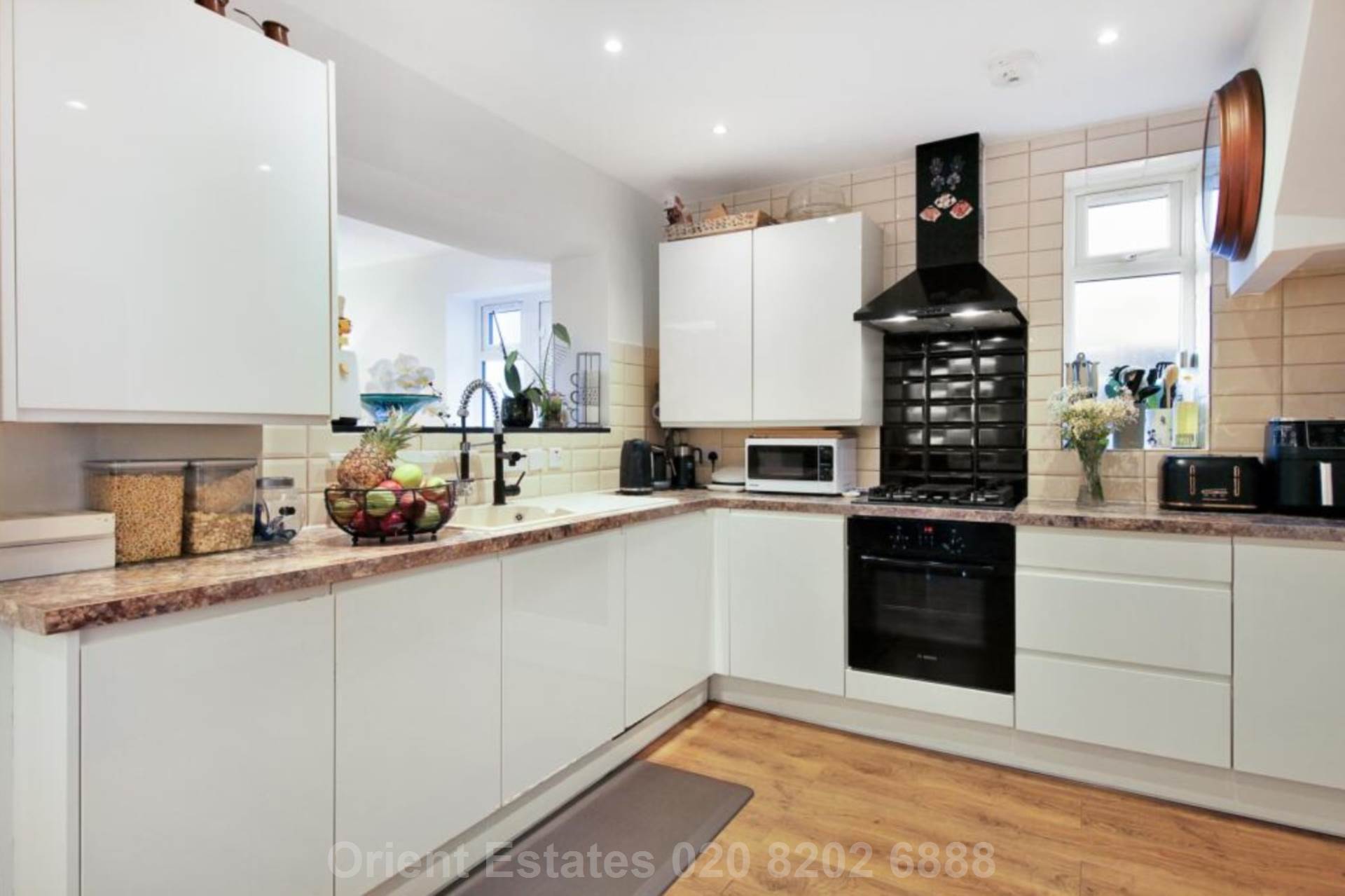 Layfield Crescent, London, Image 4