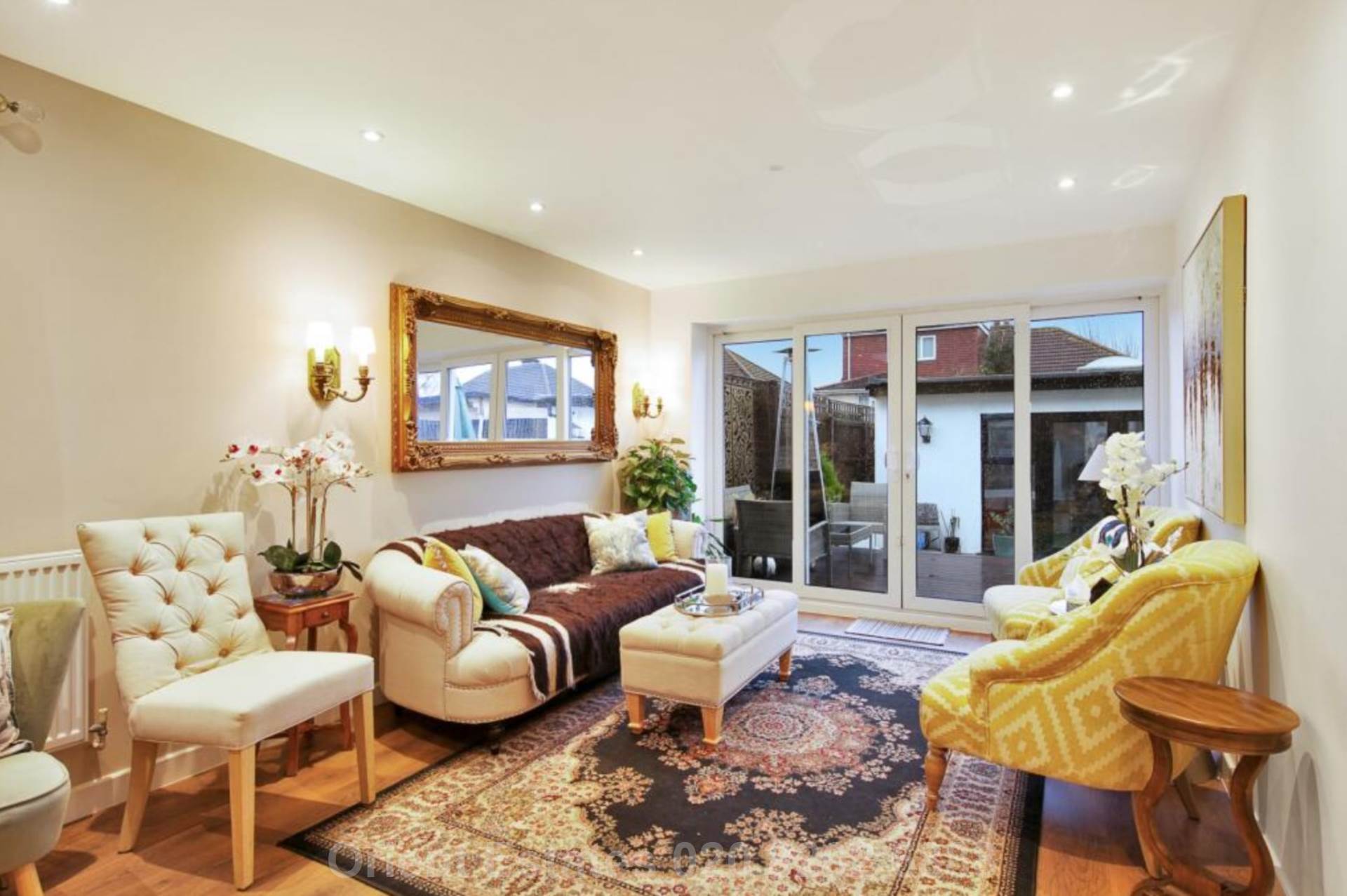 Layfield Crescent, London, Image 5