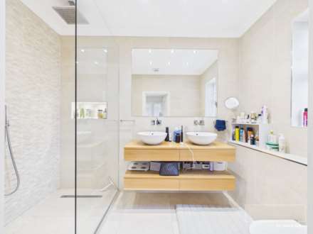 Dewlands Court, Hendon, Image 6