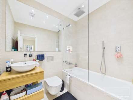 Dewlands Court, Hendon, Image 8