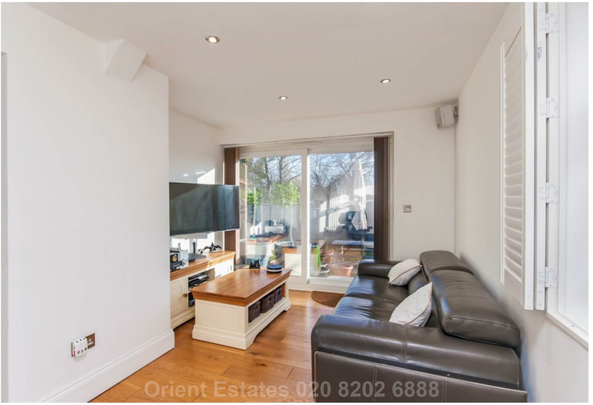 Renters Avenue, Hendon, Image 4