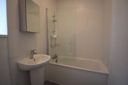 Hillview, London, Image 5