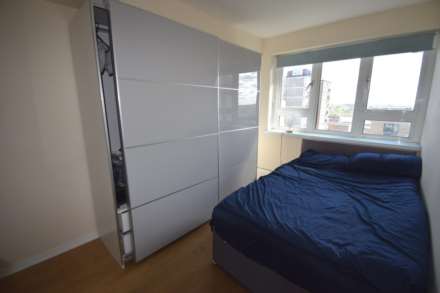 Upper Fosters, London, Image 6