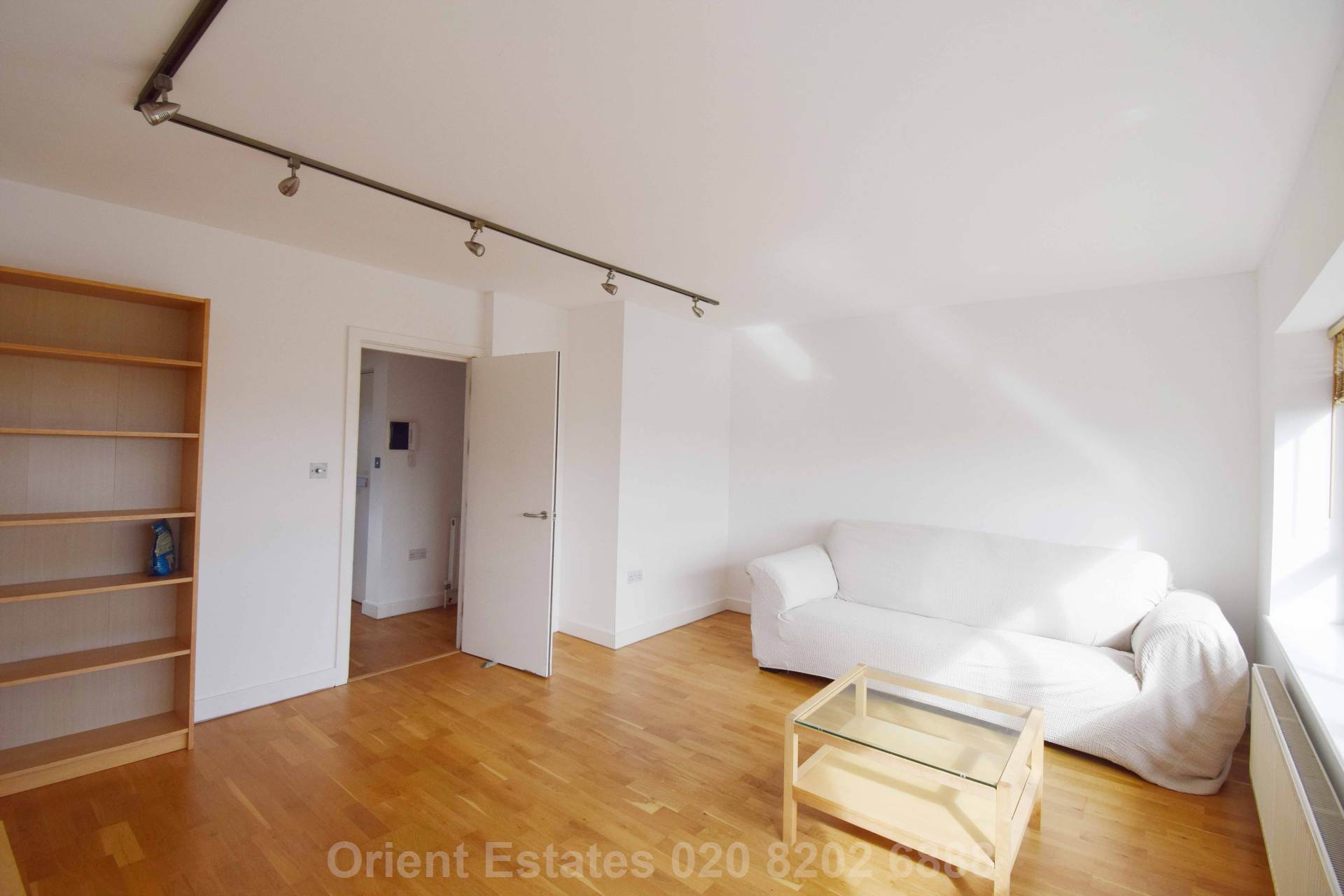 Torrington Park, London, Image 2