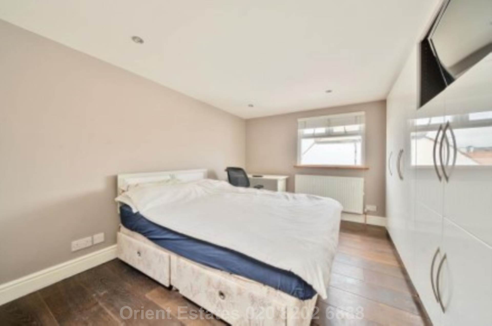 Audley Road, London, Image 4