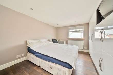 Audley Road, London, Image 4