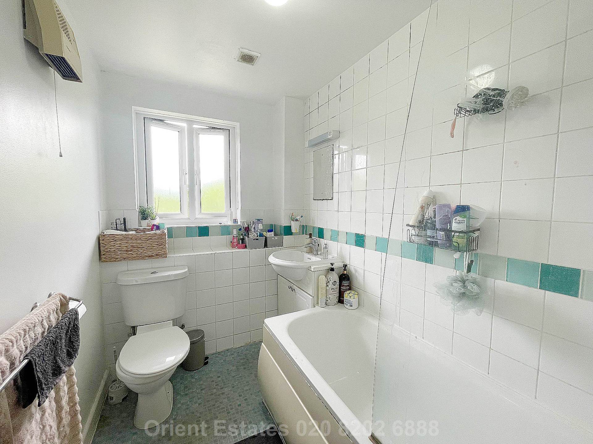 Wenlock Gardens, London, Image 6