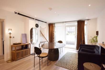 Lismore Boulevard, London, Image 1