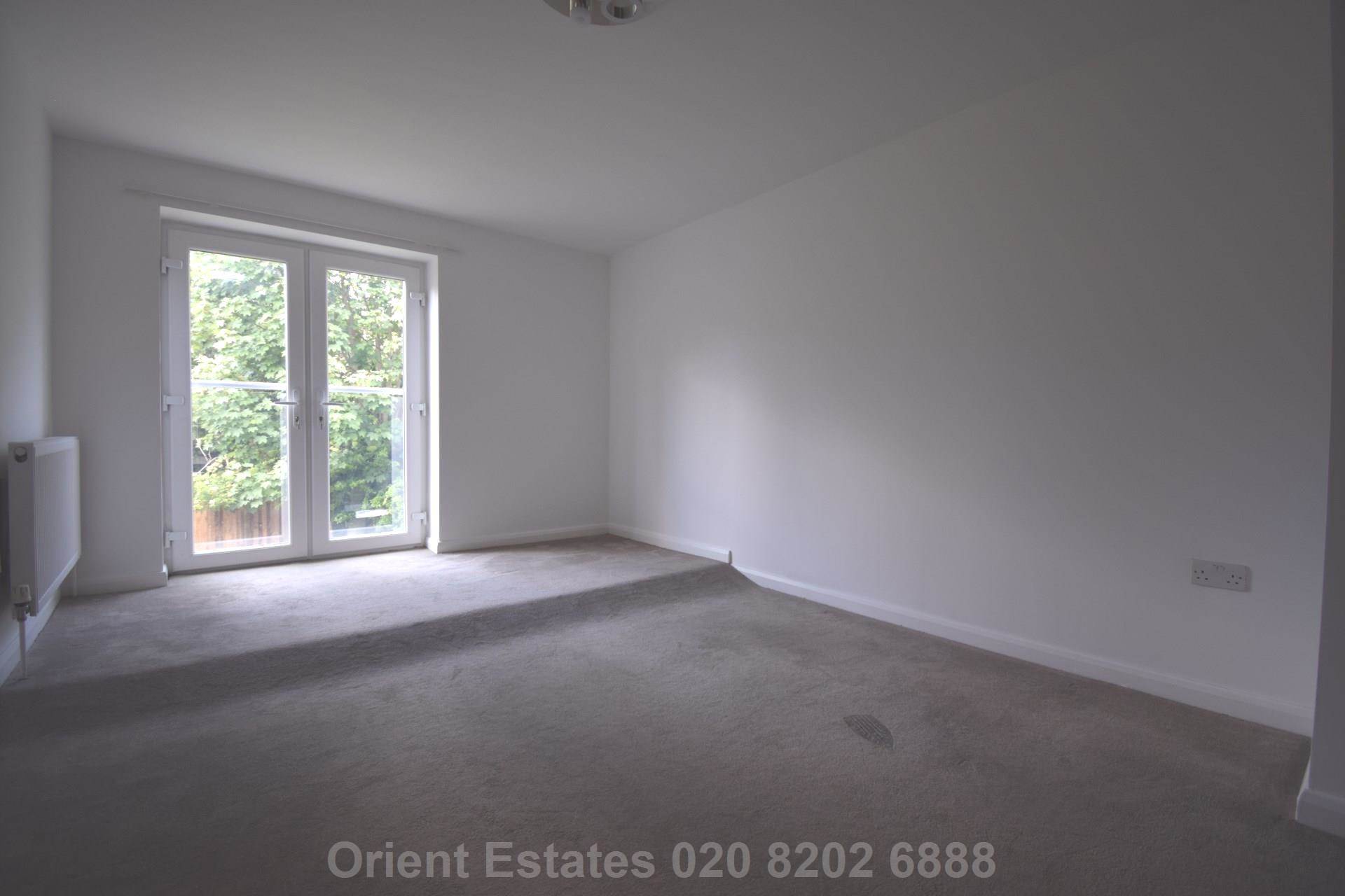 Hillview, London, Image 2