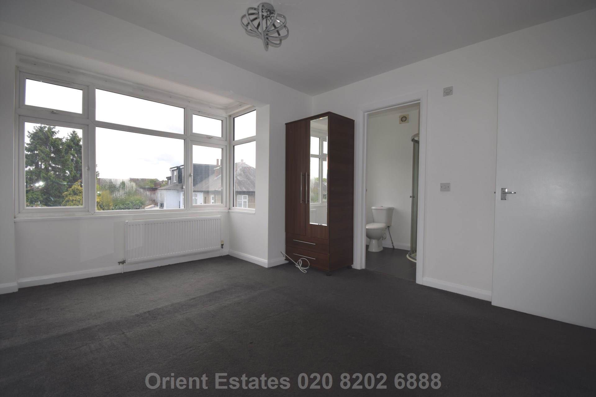 Hillview, London, Image 4