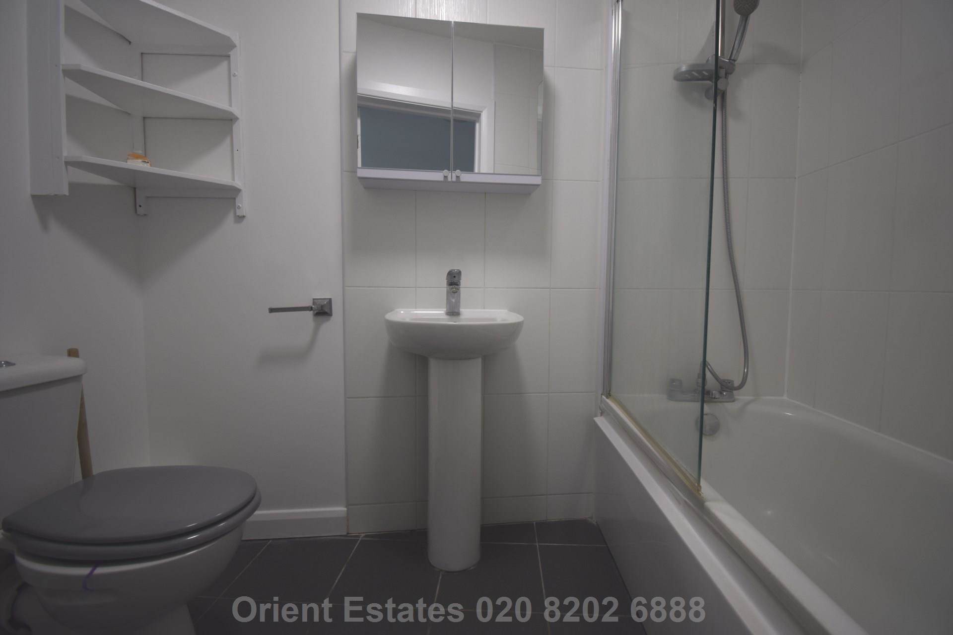 Hillview, London, Image 5