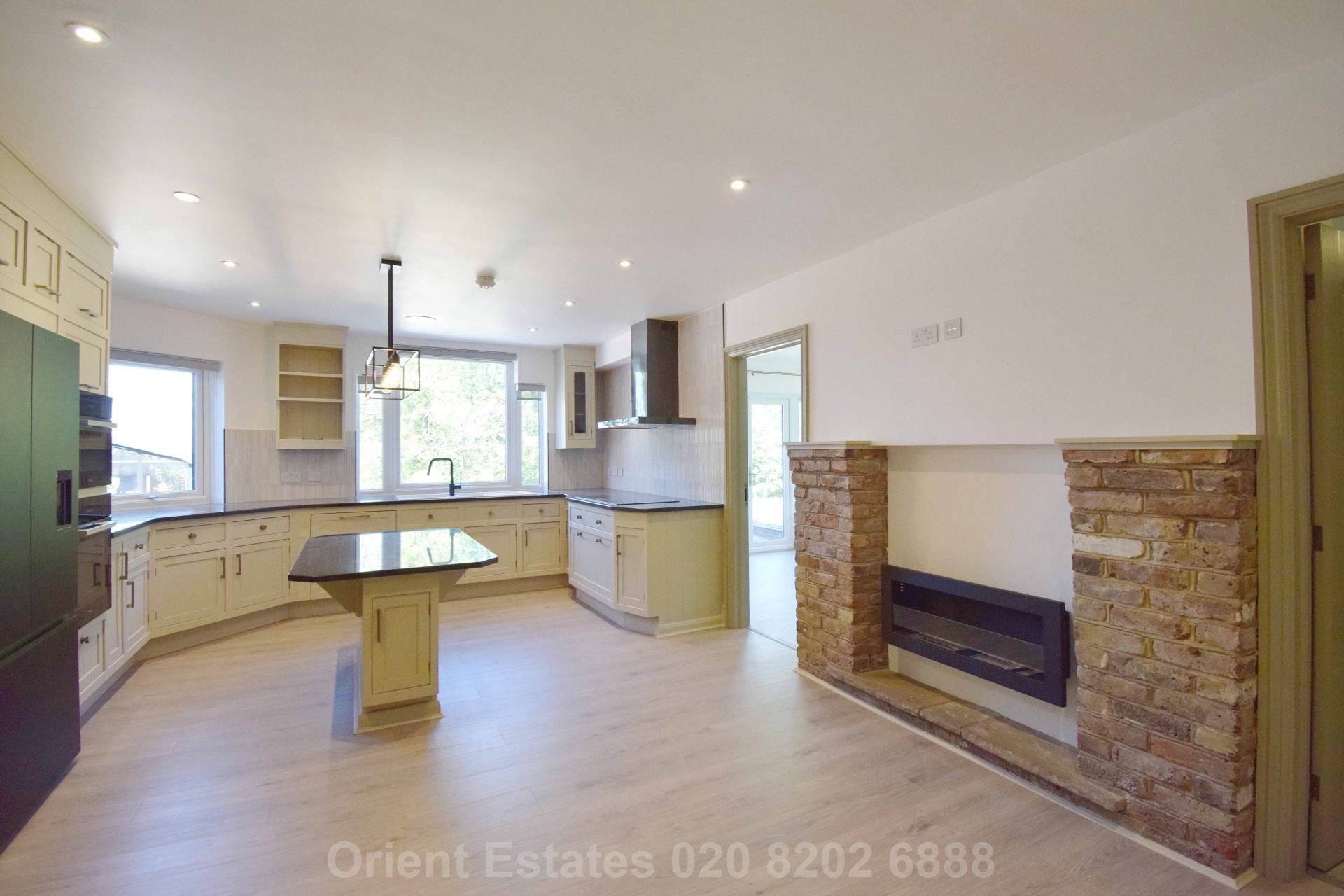 Camlet Way, Barnet, Image 9