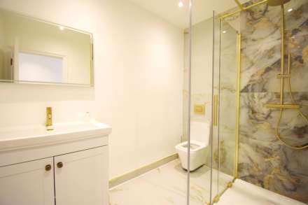 Camlet Way, Barnet, Image 15