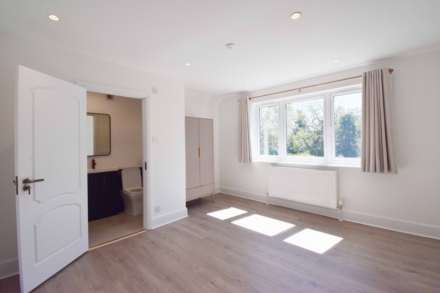 Camlet Way, Barnet, Image 16