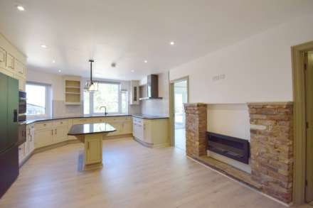 Camlet Way, Barnet, Image 9