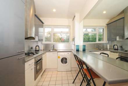 Cyprus Court N3, Image 2
