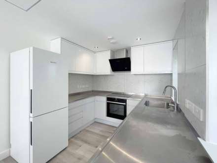 Southbourne Avenue, London, Image 2