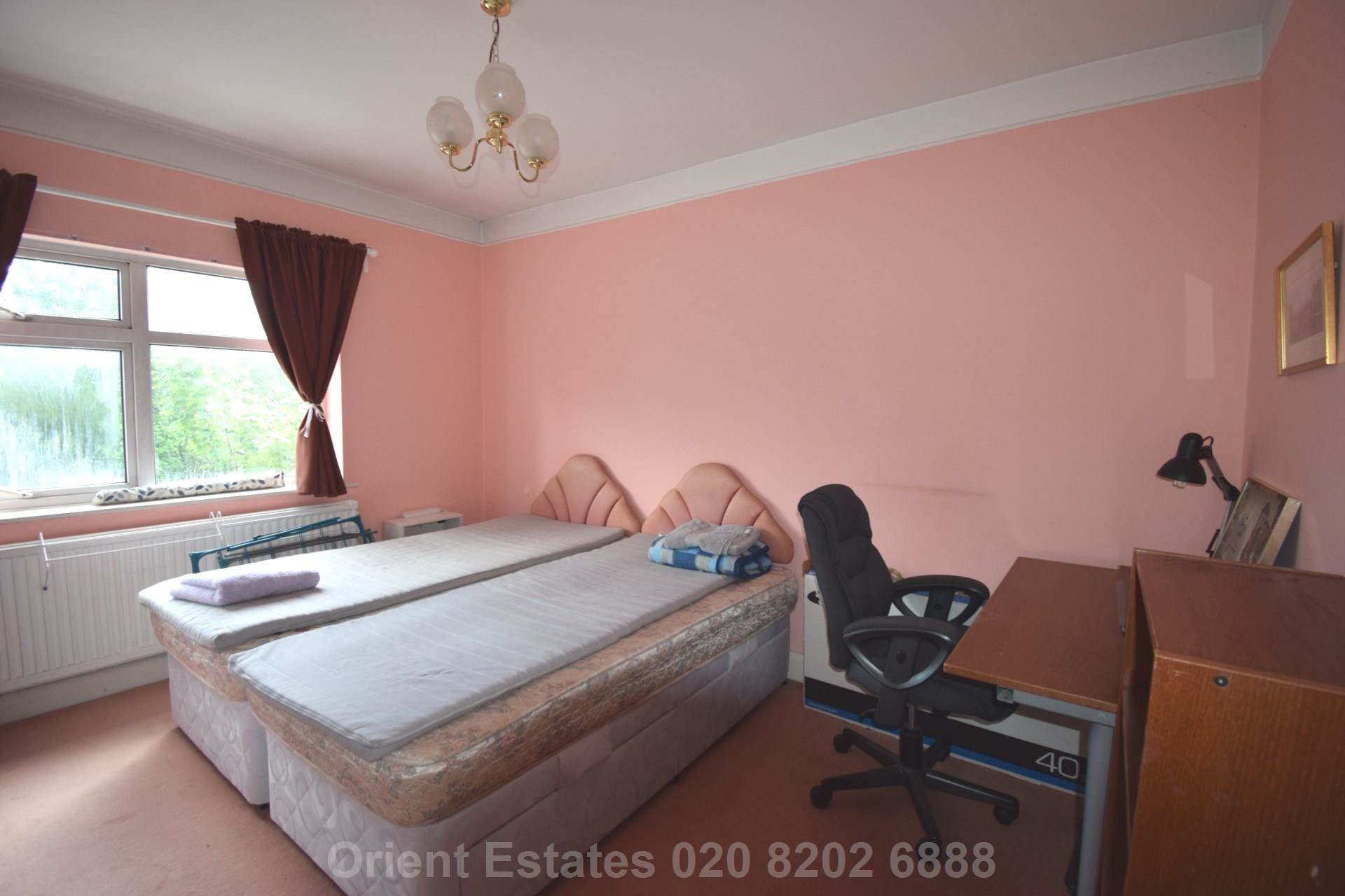 Renters Avenue, London, Image 5