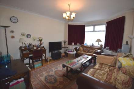 Renters Avenue, London, Image 2