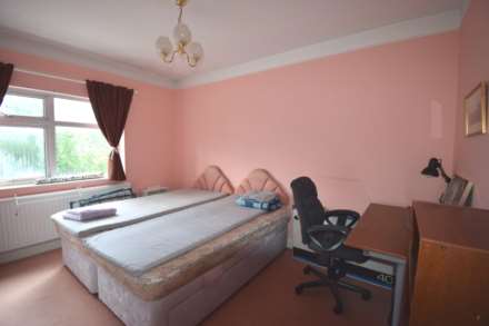 Renters Avenue, London, Image 5