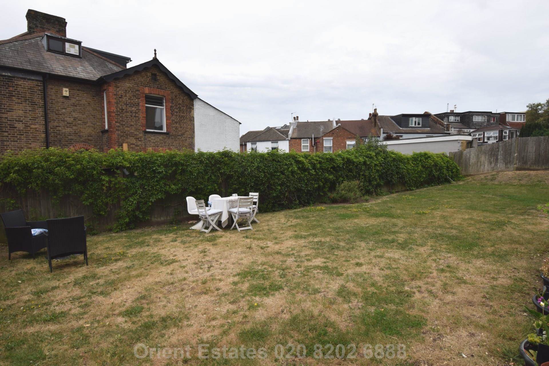 Brent View Road, London, Image 6