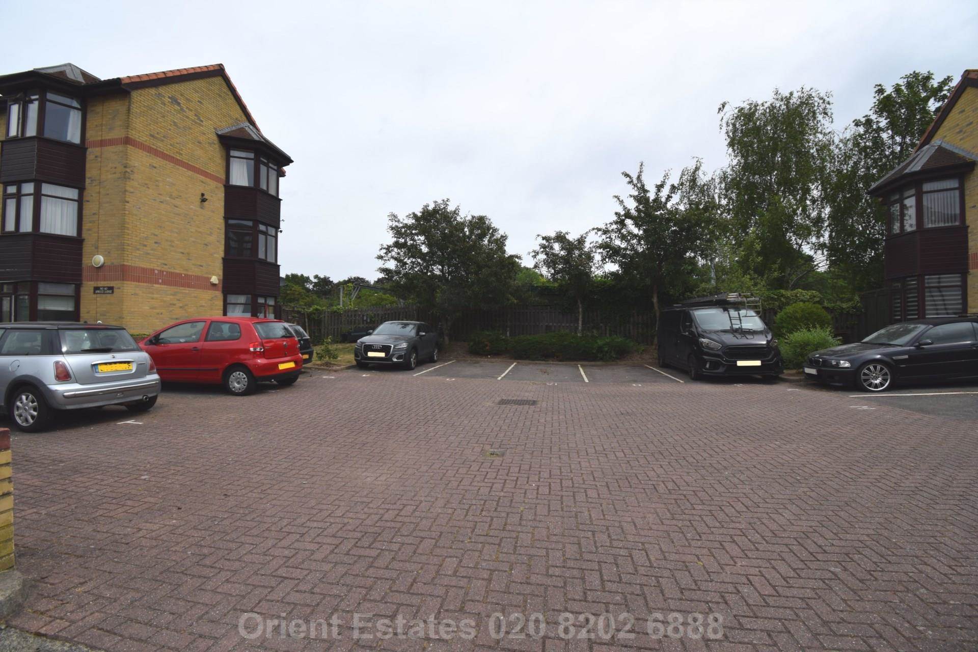 Brent View Road, London, Image 7