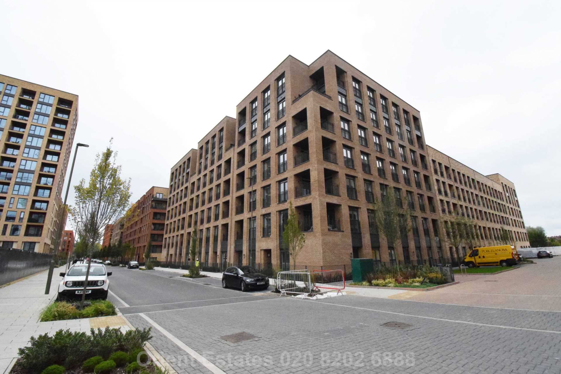 Lismore Boulevard, Colindale, Image 1