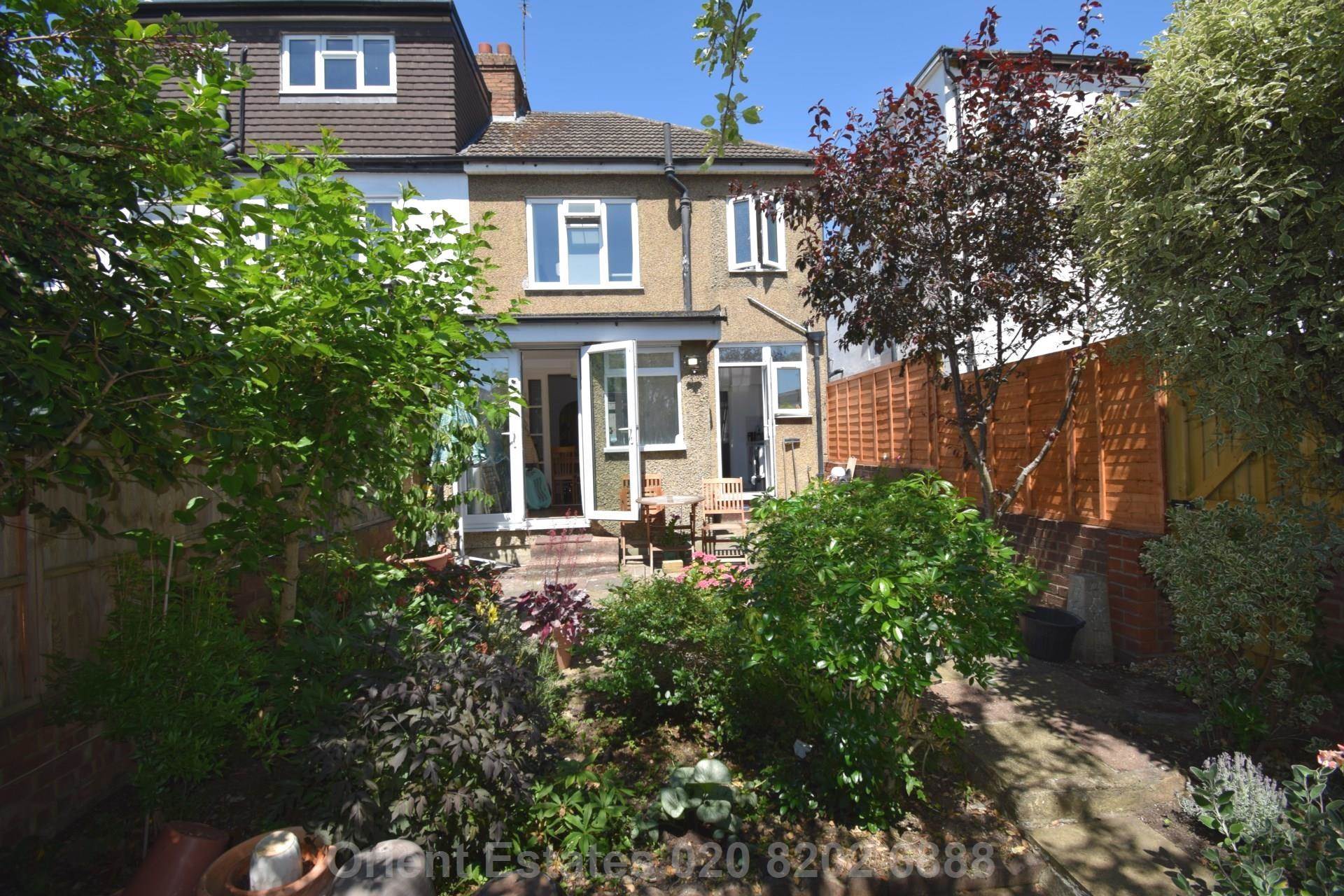 Brent Park Road, London, Image 11