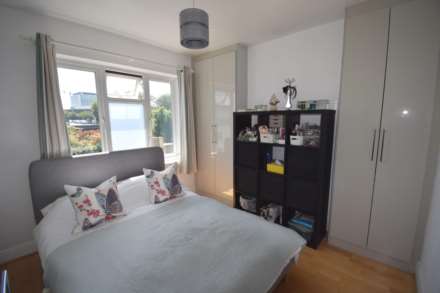 Brent Park Road, London, Image 5