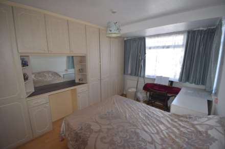 Brent Park Road, London, Image 7