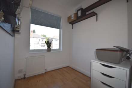 Brent Park Road, London, Image 8