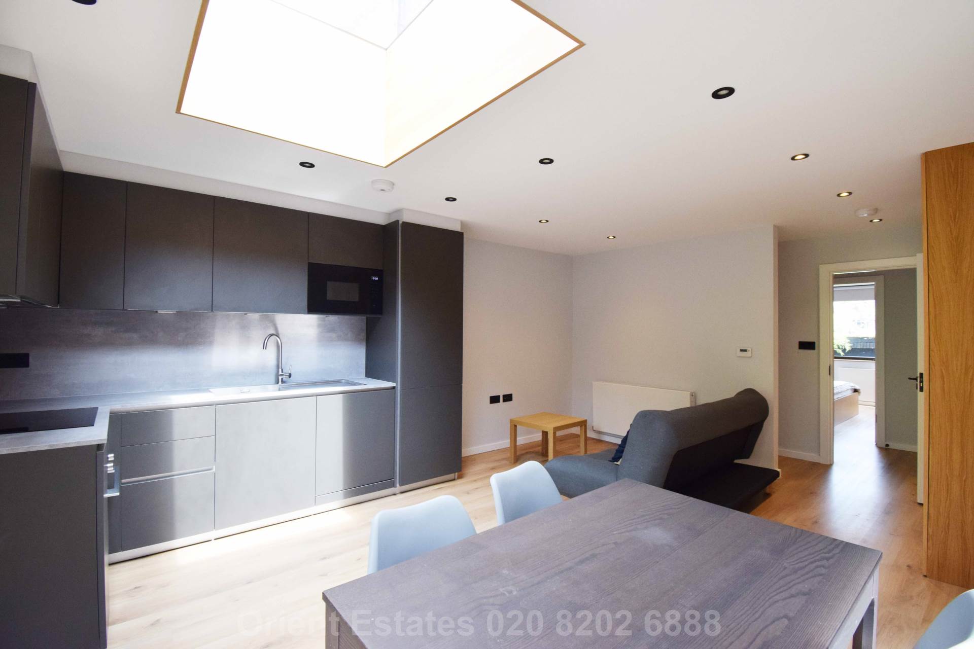 Hamilton Road, London, Image 1