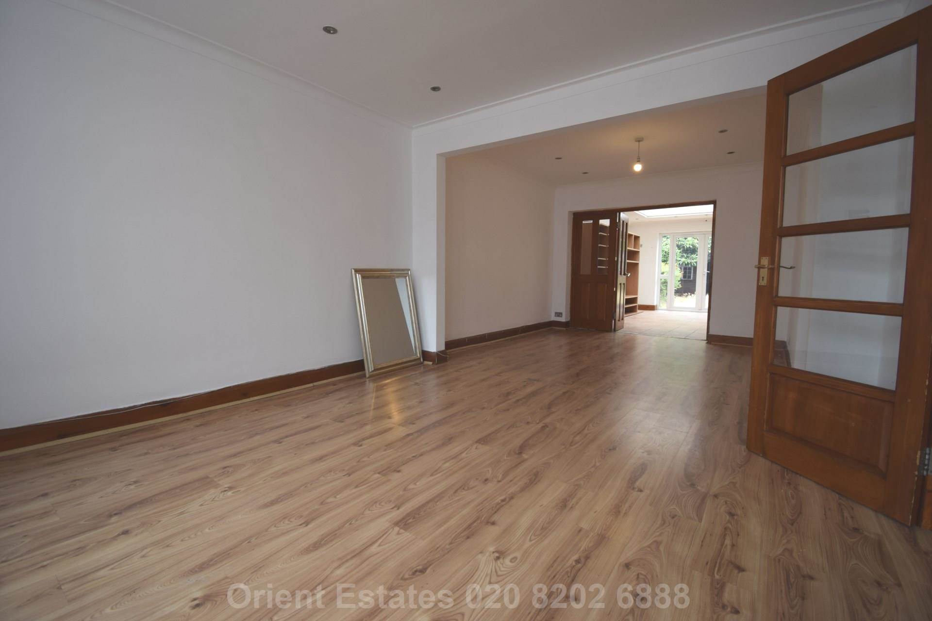 Renters Avenue, London, Image 4
