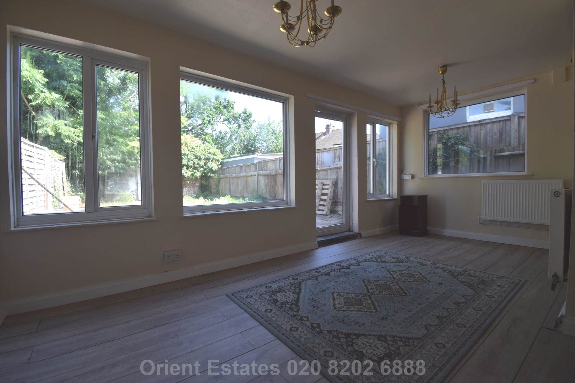 Sheaves Hill, Colindale, Image 3